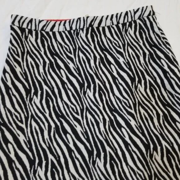 Yoana Baraschi zebra pencil skirt women's size 2 (U9) - Picture 5 of 5